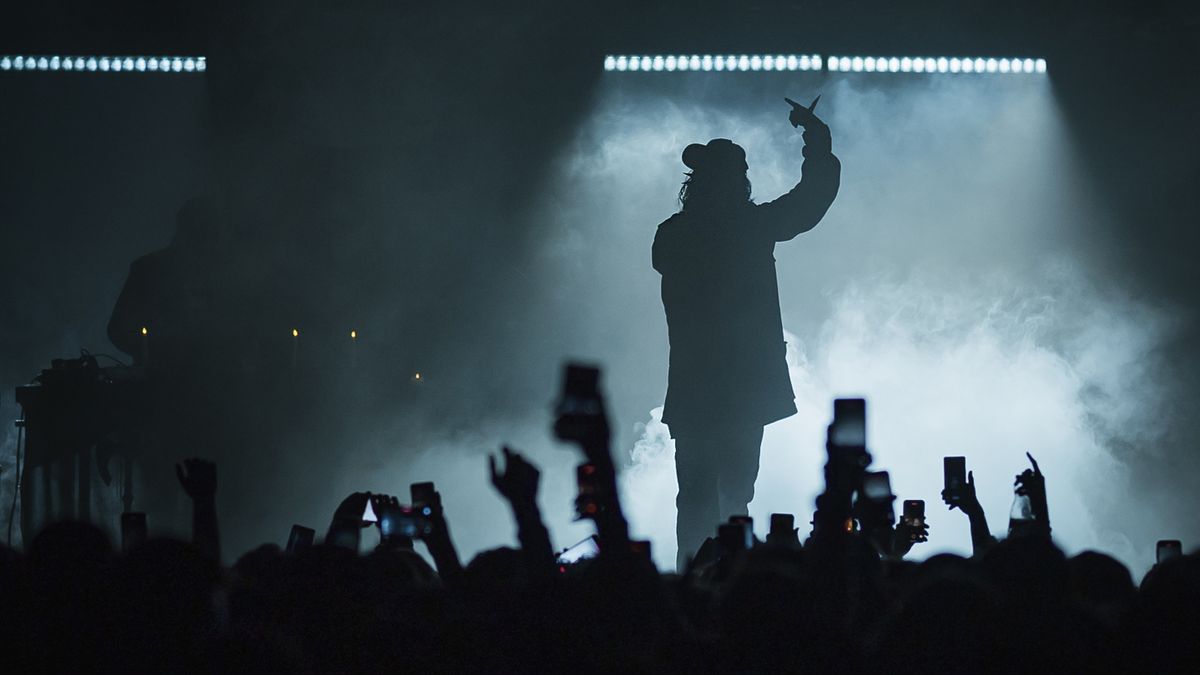 Recenze: Bladee už není brakový král z internetu